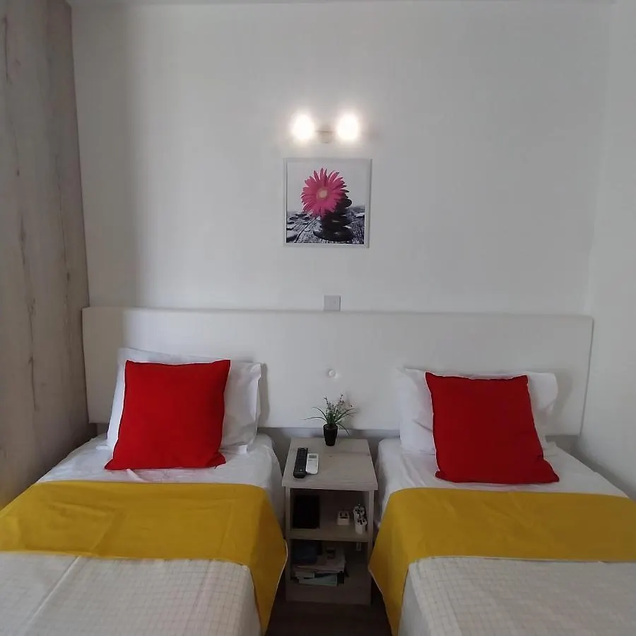 Apartment Chicos Studios Agia Napa